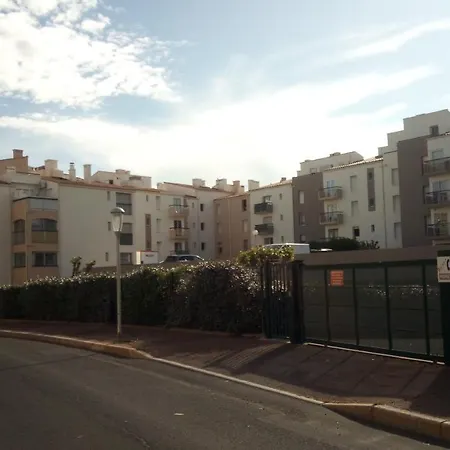 Apartament Confort 57 M2 Avec Terrasse Parking Couvert