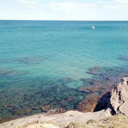 Confort 57 M2 Avec Terrasse Parking Couvert *