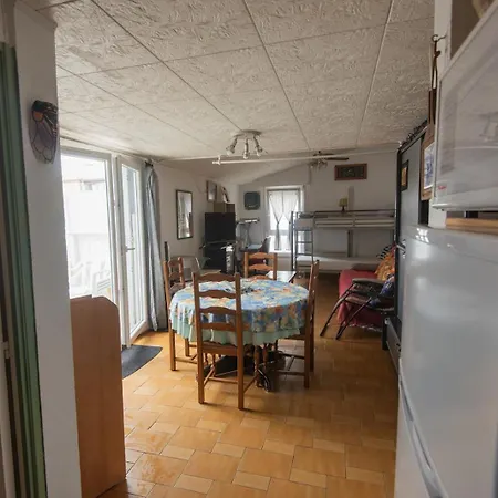 Confort 57 M2 Avec Terrasse Parking Couvert Appartement *