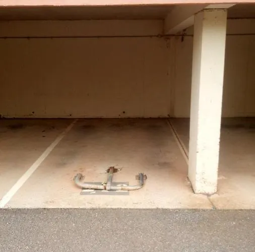 Confort 57 M2 Avec Terrasse Parking Couvert *