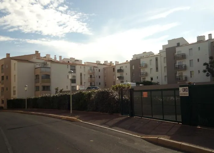 Appartamento Confort 57 M2 Avec Terrasse Parking Couvert