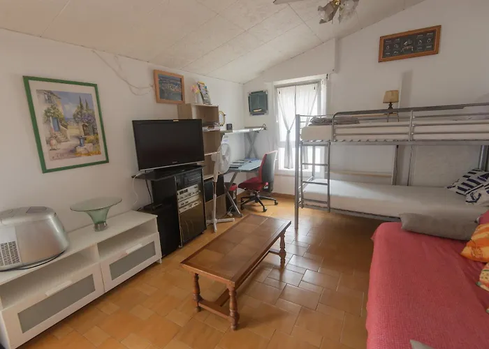 Confort 57 M2 Avec Terrasse Parking Couvert Appartamento Agde