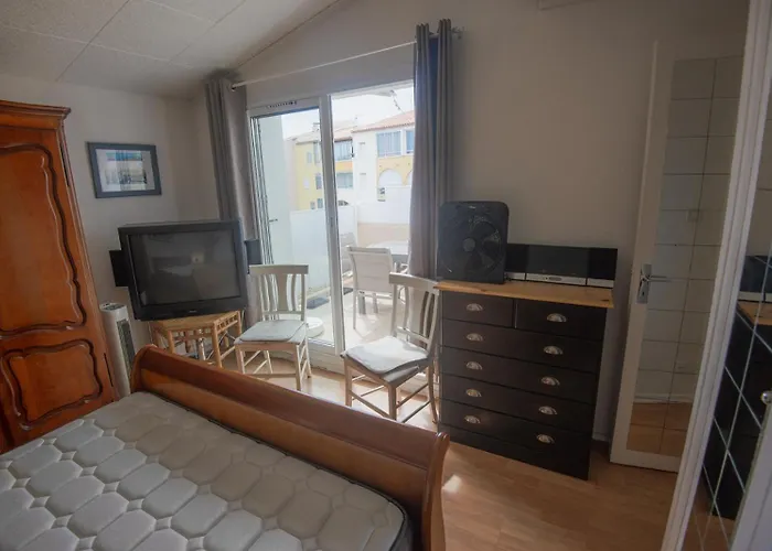 Appartamento Confort 57 M2 Avec Terrasse Parking Couvert Agde