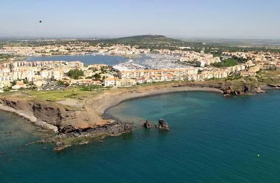 Confort 57 M2 Avec Terrasse Parking Couvert